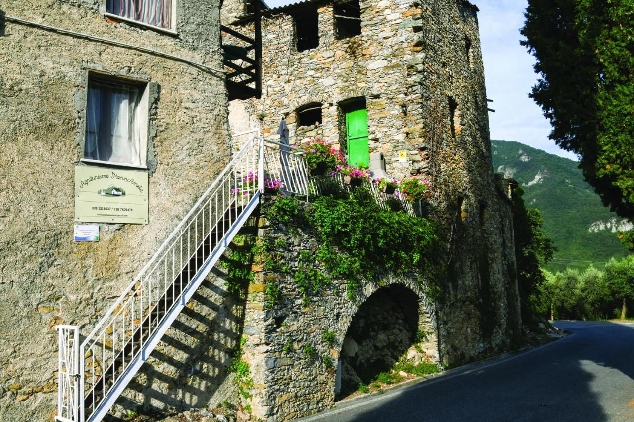 Agriturismo Nonnamelia Nasino Exterior foto